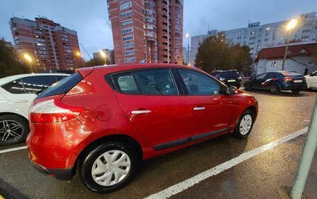 Renault Megane III, 2011 год, 890 000 рублей, 6 фотография