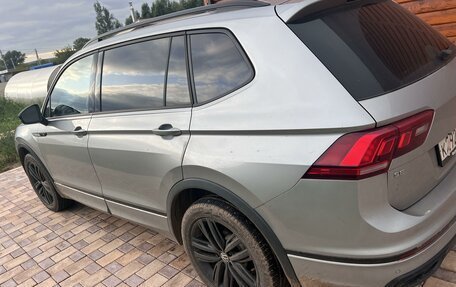 Volkswagen Tiguan II, 2021 год, 3 400 000 рублей, 4 фотография