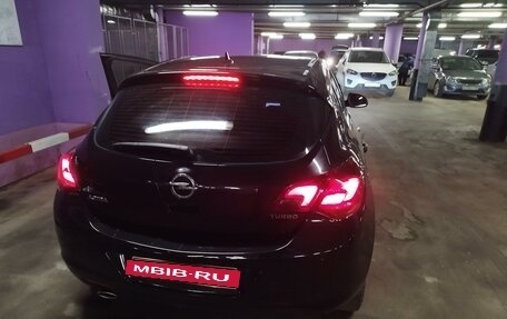 Opel Astra J, 2010 год, 900 000 рублей, 28 фотография