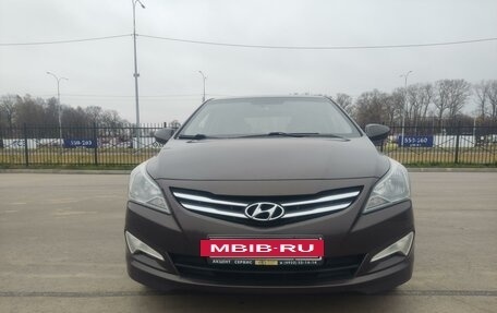 Hyundai Solaris II рестайлинг, 2015 год, 1 170 000 рублей, 2 фотография