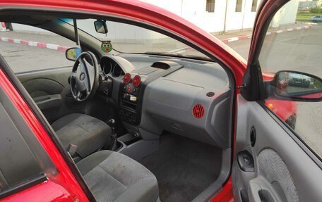 Chevrolet Aveo III, 2004 год, 140 000 рублей, 6 фотография