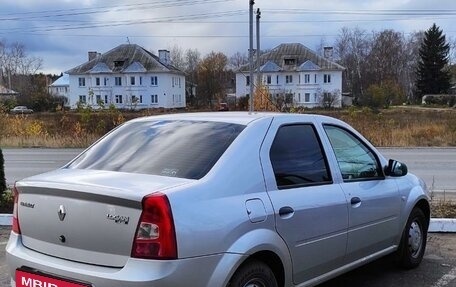 Renault Logan I, 2014 год, 700 000 рублей, 3 фотография