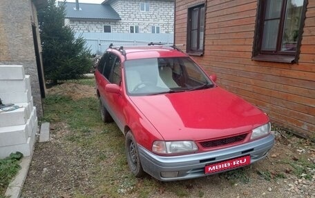 Nissan Wingroad I, 1998 год, 200 000 рублей, 1 фотография