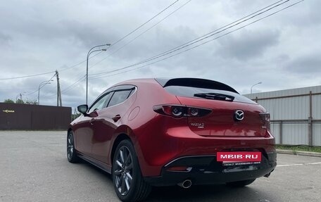 Mazda 3, 2019 год, 2 050 000 рублей, 5 фотография