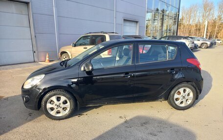 Hyundai i20 IB рестайлинг, 2010 год, 700 000 рублей, 7 фотография