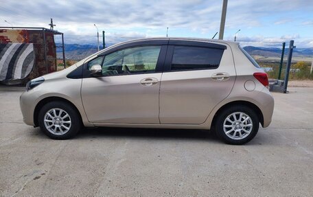 Toyota Vitz, 2014 год, 1 050 000 рублей, 3 фотография