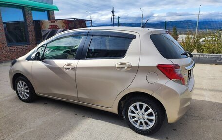 Toyota Vitz, 2014 год, 1 050 000 рублей, 9 фотография