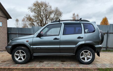 Chevrolet Niva I рестайлинг, 2005 год, 300 000 рублей, 1 фотография