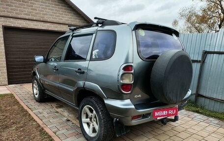 Chevrolet Niva I рестайлинг, 2005 год, 300 000 рублей, 5 фотография