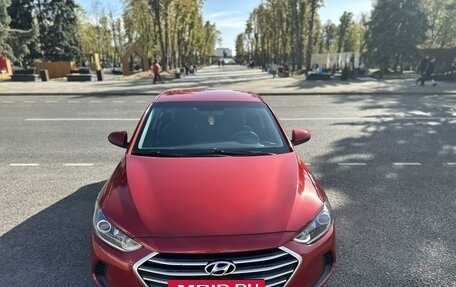 Hyundai Elantra VI рестайлинг, 2018 год, 1 850 000 рублей, 3 фотография