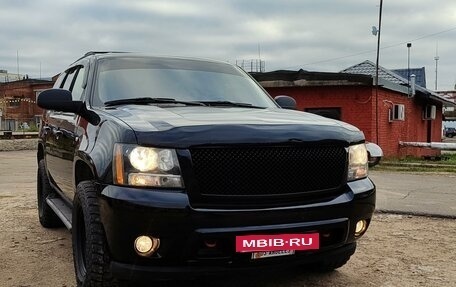 Chevrolet Tahoe III, 2008 год, 1 900 000 рублей, 9 фотография