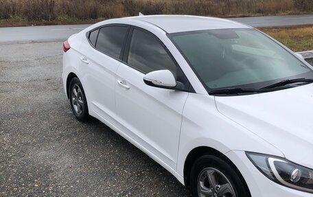 Hyundai Avante, 2017 год, 1 650 000 рублей, 3 фотография