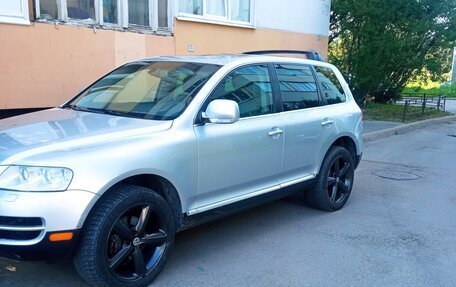 Volkswagen Touareg III, 2004 год, 955 000 рублей, 14 фотография