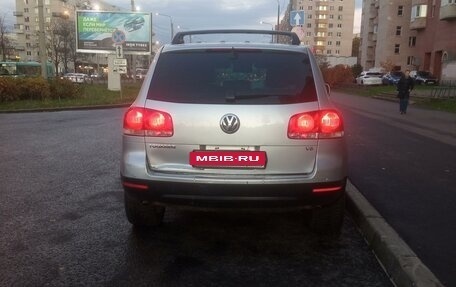 Volkswagen Touareg III, 2004 год, 955 000 рублей, 9 фотография