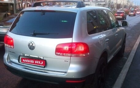 Volkswagen Touareg III, 2004 год, 955 000 рублей, 10 фотография