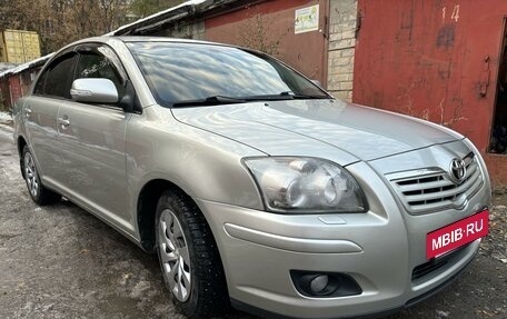 Toyota Avensis III рестайлинг, 2008 год, 1 070 000 рублей, 2 фотография