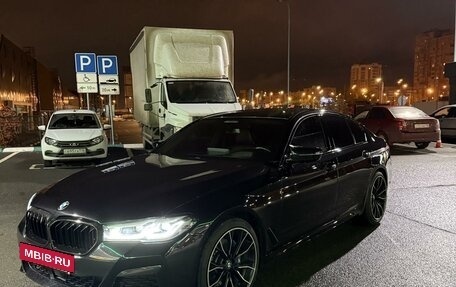 BMW 5 серия, 2020 год, 6 100 000 рублей, 2 фотография