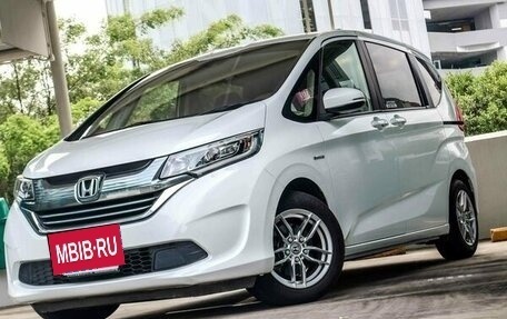 Honda Freed II, 2019 год, 1 190 000 рублей, 2 фотография