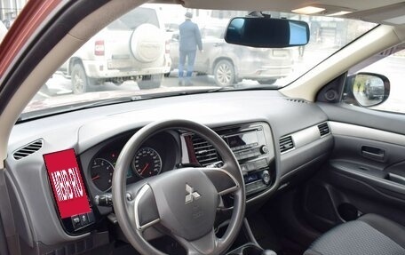 Mitsubishi Outlander III рестайлинг 3, 2013 год, 1 747 000 рублей, 13 фотография