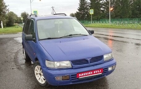 Mitsubishi Space Runner II, 1994 год, 200 000 рублей, 5 фотография