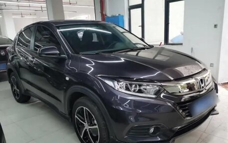 Honda Vezel, 2020 год, 1 599 999 рублей, 3 фотография