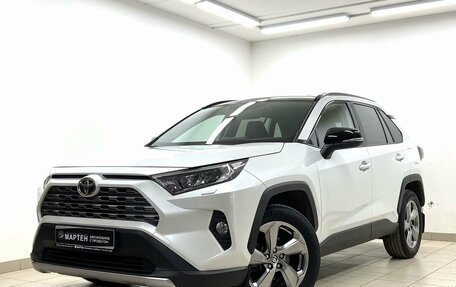 Toyota RAV4, 2020 год, 3 545 000 рублей, 7 фотография