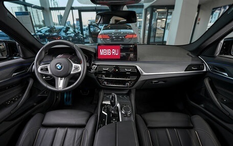 BMW 5 серия, 2023 год, 9 080 951 рублей, 15 фотография