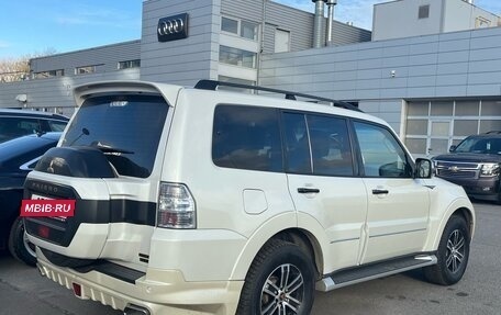 Mitsubishi Pajero IV, 2019 год, 4 200 000 рублей, 3 фотография