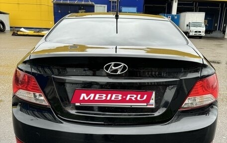 Hyundai Solaris II рестайлинг, 2011 год, 720 000 рублей, 4 фотография