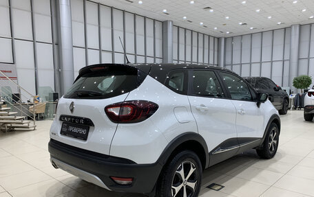 Renault Kaptur I рестайлинг, 2019 год, 1 750 000 рублей, 5 фотография