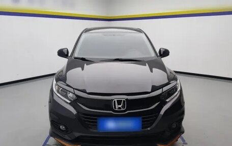 Honda Vezel, 2021 год, 1 699 999 рублей, 2 фотография