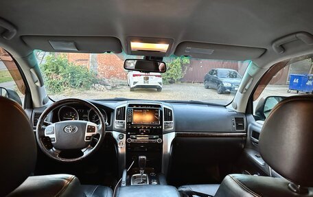 Toyota Land Cruiser 200, 2012 год, 3 490 000 рублей, 10 фотография