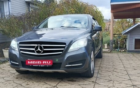 Mercedes-Benz R-Класс, 2012 год, 2 450 000 рублей, 17 фотография