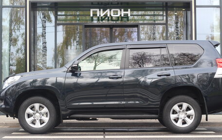 Toyota Land Cruiser Prado 150 рестайлинг 2, 2012 год, 2 995 000 рублей, 2 фотография