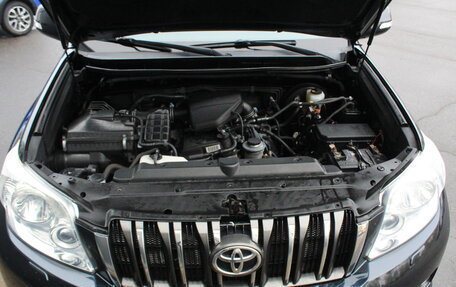 Toyota Land Cruiser Prado 150 рестайлинг 2, 2012 год, 2 995 000 рублей, 22 фотография