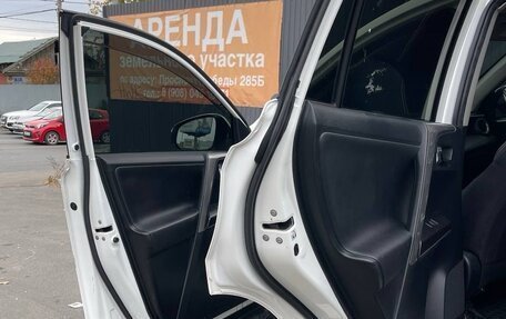 Toyota RAV4, 2017 год, 1 970 000 рублей, 17 фотография