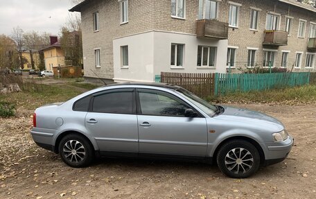 Volkswagen Passat B5+ рестайлинг, 1998 год, 400 000 рублей, 2 фотография