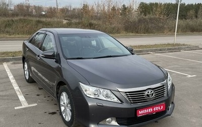 Toyota Camry, 2013 год, 2 100 000 рублей, 1 фотография