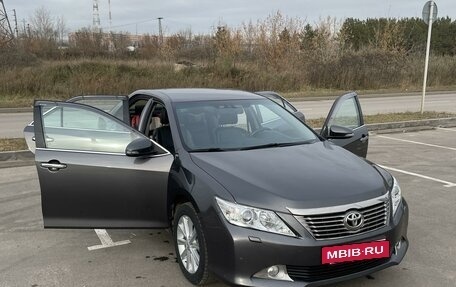 Toyota Camry, 2013 год, 2 100 000 рублей, 3 фотография