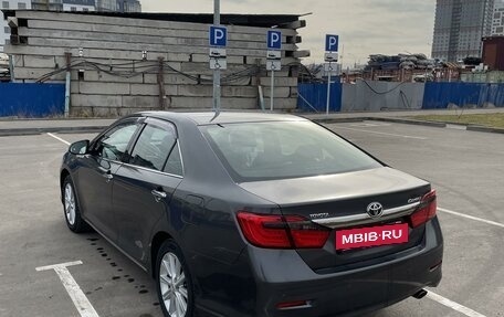 Toyota Camry, 2013 год, 2 100 000 рублей, 5 фотография