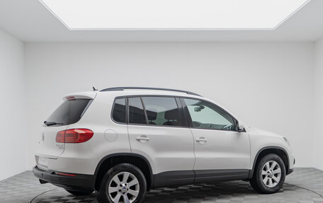 Volkswagen Tiguan I, 2013 год, 1 520 000 рублей, 5 фотография