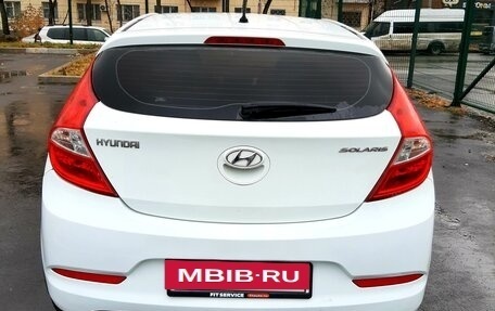 Hyundai Solaris II рестайлинг, 2015 год, 1 190 000 рублей, 4 фотография