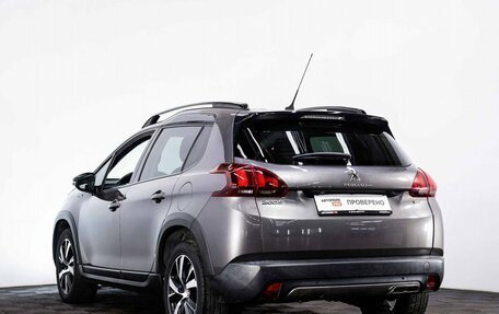 Peugeot 2008 II, 2017 год, 1 197 000 рублей, 4 фотография