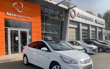 Hyundai Solaris II рестайлинг, 2012 год, 859 000 рублей, 1 фотография