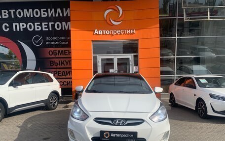 Hyundai Solaris II рестайлинг, 2012 год, 859 000 рублей, 2 фотография