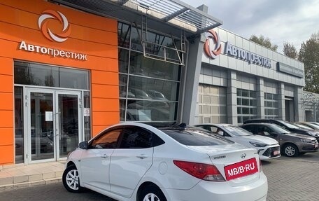 Hyundai Solaris II рестайлинг, 2012 год, 859 000 рублей, 5 фотография