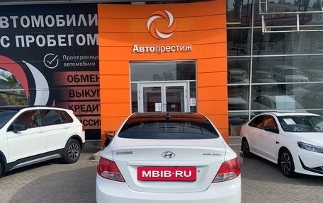 Hyundai Solaris II рестайлинг, 2012 год, 859 000 рублей, 6 фотография