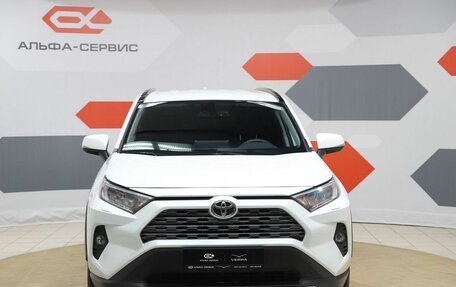 Toyota RAV4, 2021 год, 3 550 000 рублей, 2 фотография