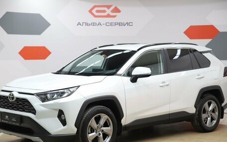 Toyota RAV4, 2021 год, 3 550 000 рублей, 1 фотография