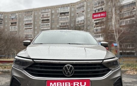 Volkswagen Polo VI (EU Market), 2020 год, 1 550 000 рублей, 2 фотография